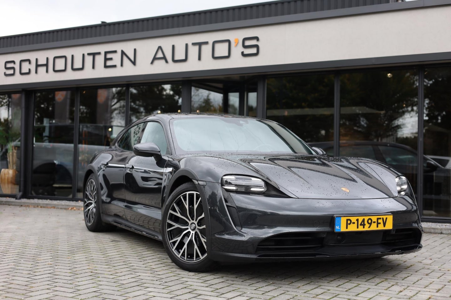 Porsche Taycan Cross Turismo - 4 93 kWh | Pano | Adapt. Cruise | 20"LMV - AutoWereld.nl