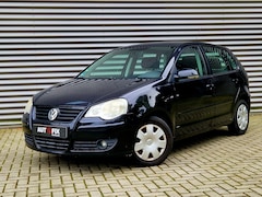 Volkswagen Polo - 1.4-16V Trendline