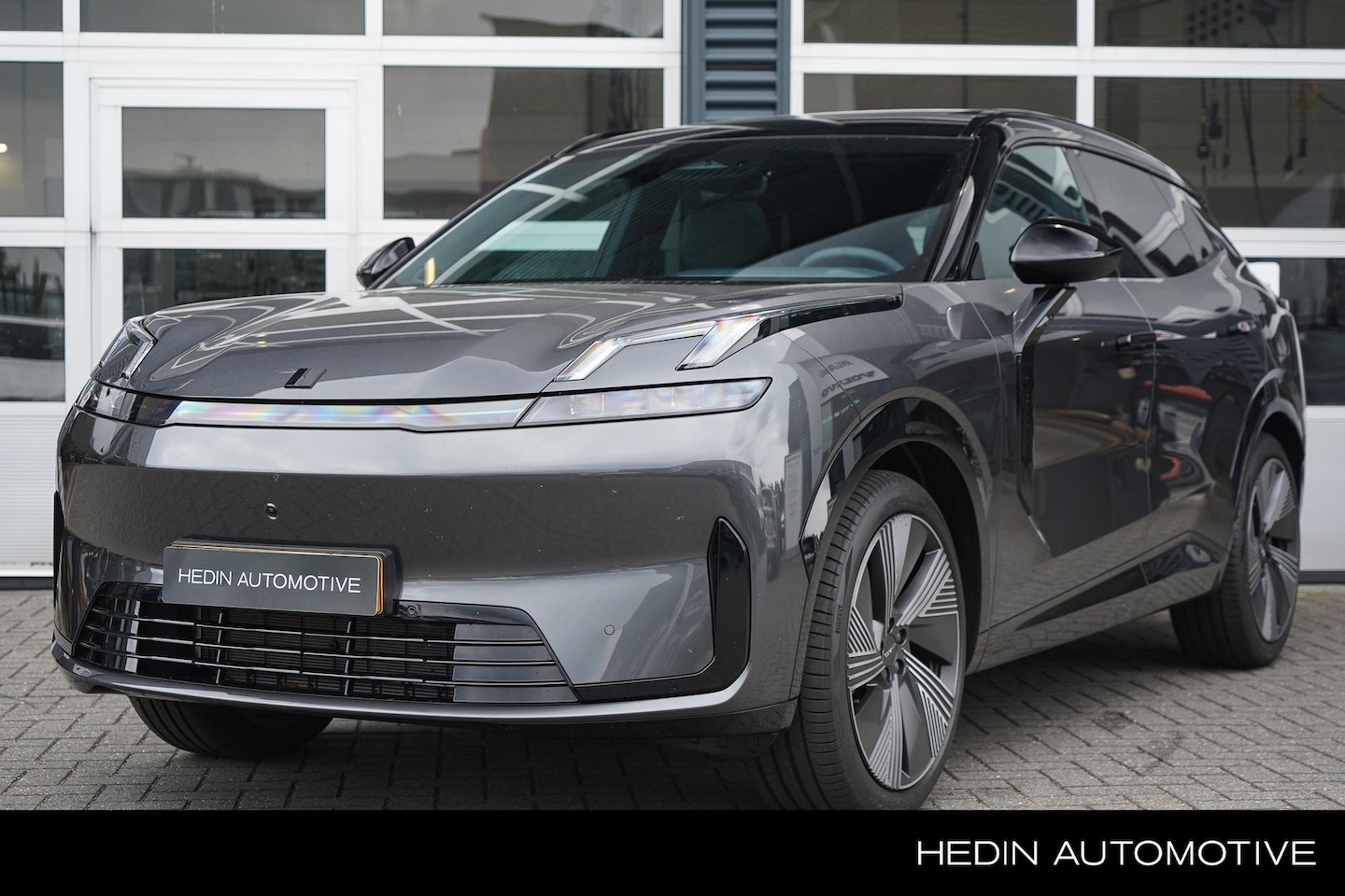 Lynk & Co 08 - 1.5 More DE O8 VAN LYNK & CO, NU IN DE SHOWROOM EN UIT VOORRAAD LEVERBAAR! - AutoWereld.nl