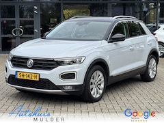 Volkswagen T-Roc - 2.0 TSI 4Motion Sport Automaat/Virtual/Trekhaak/LED/Clima/Cruise/LM-Velgen