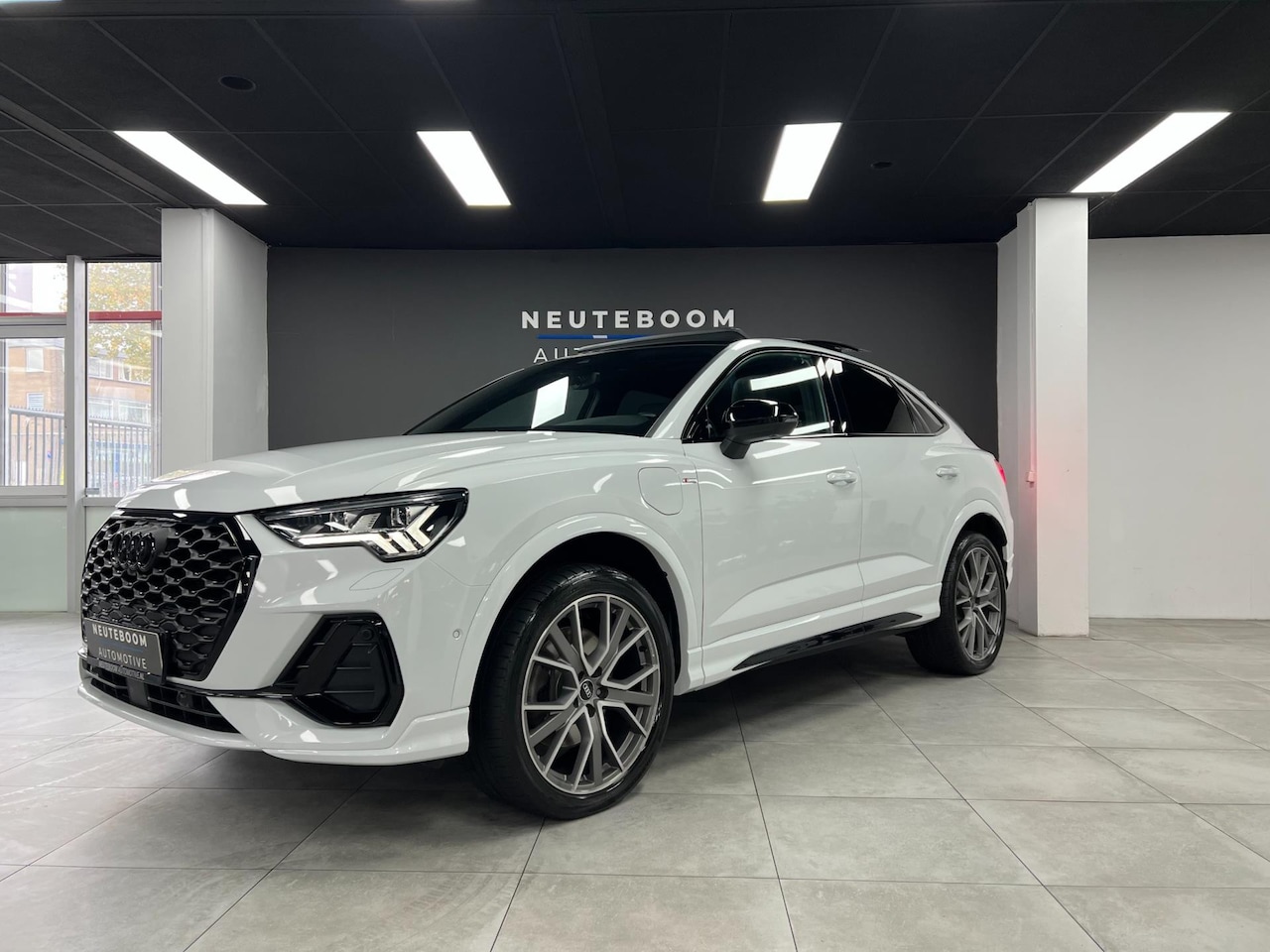 Audi Q3 Sportback - 45 TFSI e S-Line | 360CAM | PANO |SONOS | - AutoWereld.nl