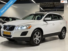 Volvo XC60 - 2.0T 203PK Summum Automaat|Pano|Camera