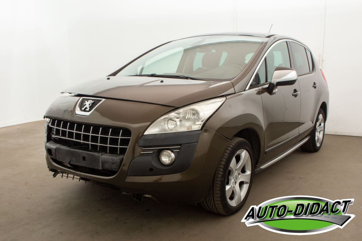 Peugeot 3008 - 1.6 Allure Clima Navi - AutoWereld.nl