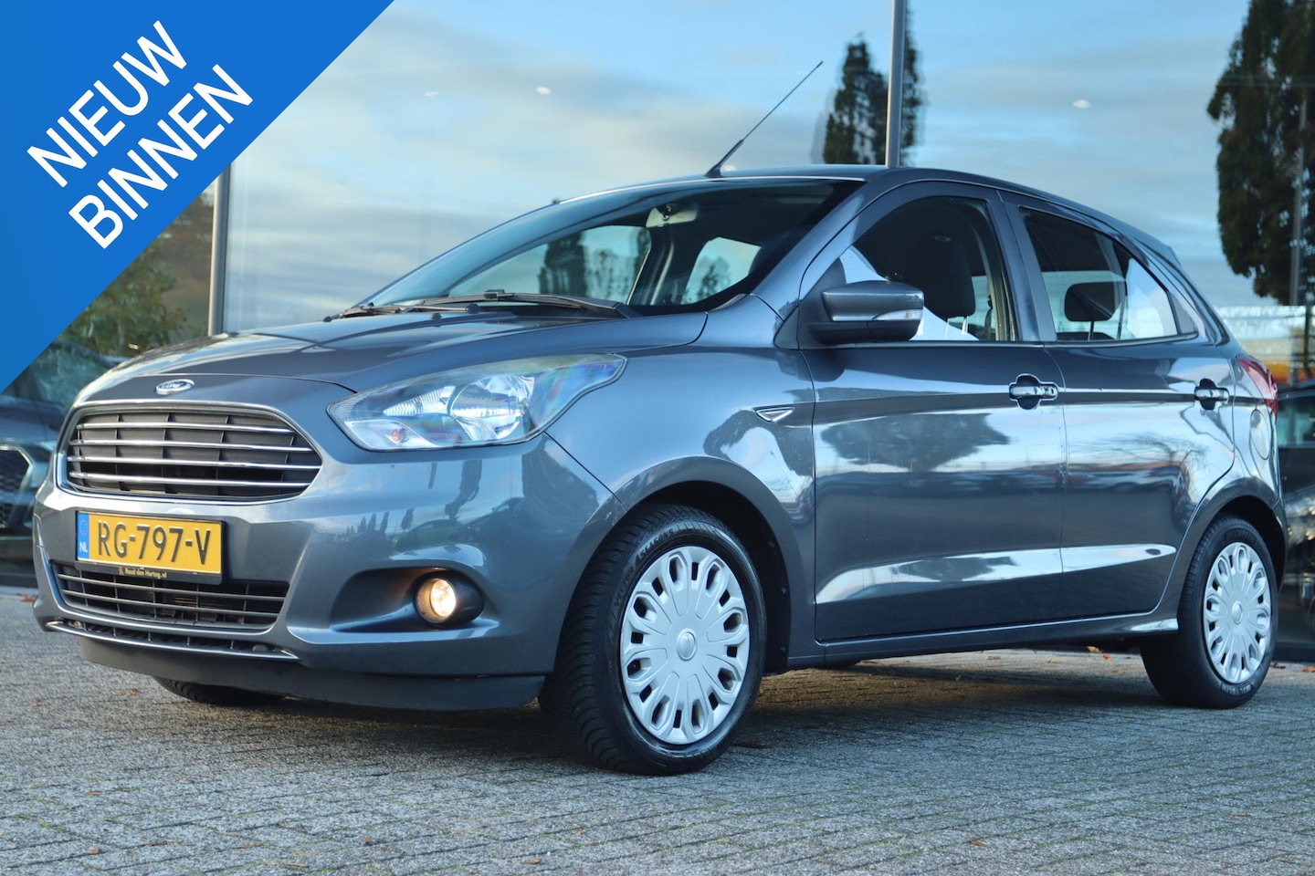 Ford Ka - 1.2 TREND ULTIMATE ORIG NL / NAP | CRUISE | AIRCO | BLUETOOTH | PDC - AutoWereld.nl