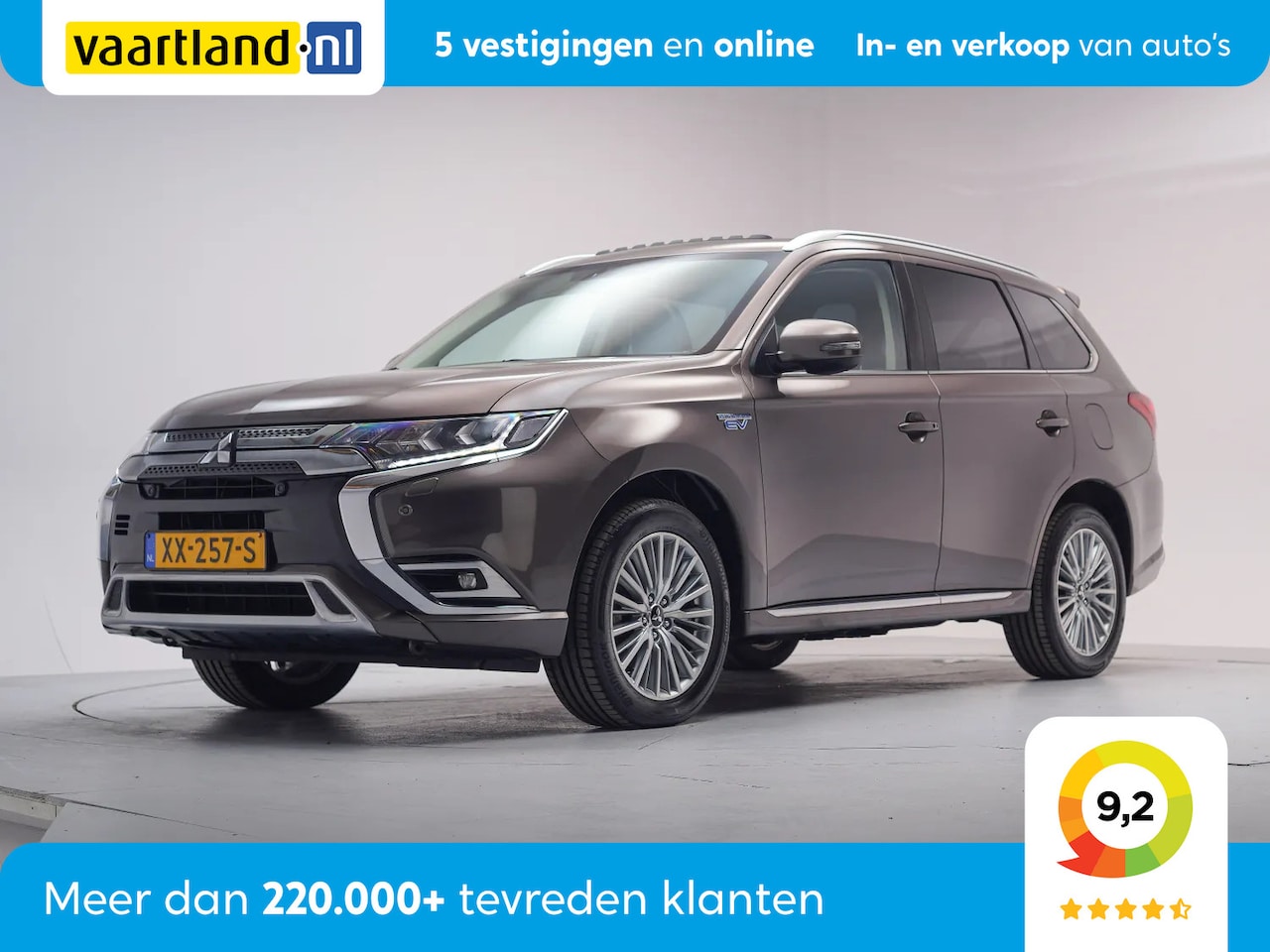 Mitsubishi Outlander - 2.4 PHEV Intense+ [ Schuifdak Apple/Android Leder/Alcantara ] - AutoWereld.nl