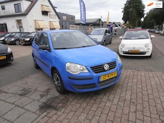 Volkswagen Polo - 1.2 Trendline st bekr airco elek pak nap apk