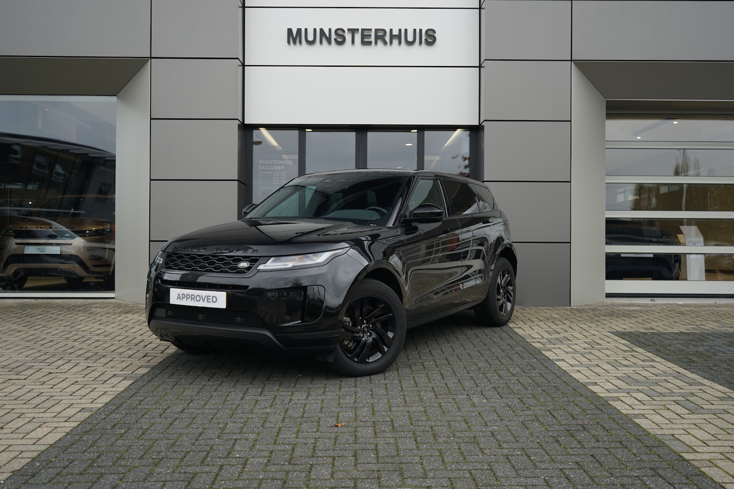 Land Rover Range Rover Evoque - 1.5 P300e AWD SE | Elektrische trekhaak | Meridian surround | - AutoWereld.nl
