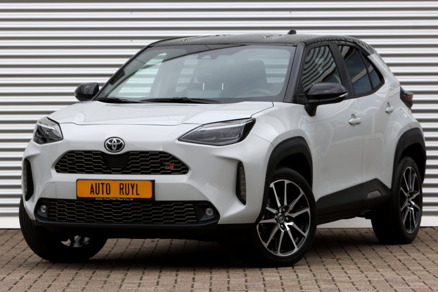 Toyota Yaris Cross - 1.5 Hybrid GR Sport JBL / Head-up / Navi - AutoWereld.nl