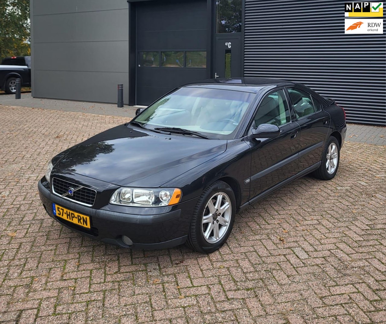 Volvo S60 - 2.4 Edition 2.4 Edition, Automaat, Clima, CruisC, APK 10/26! - AutoWereld.nl