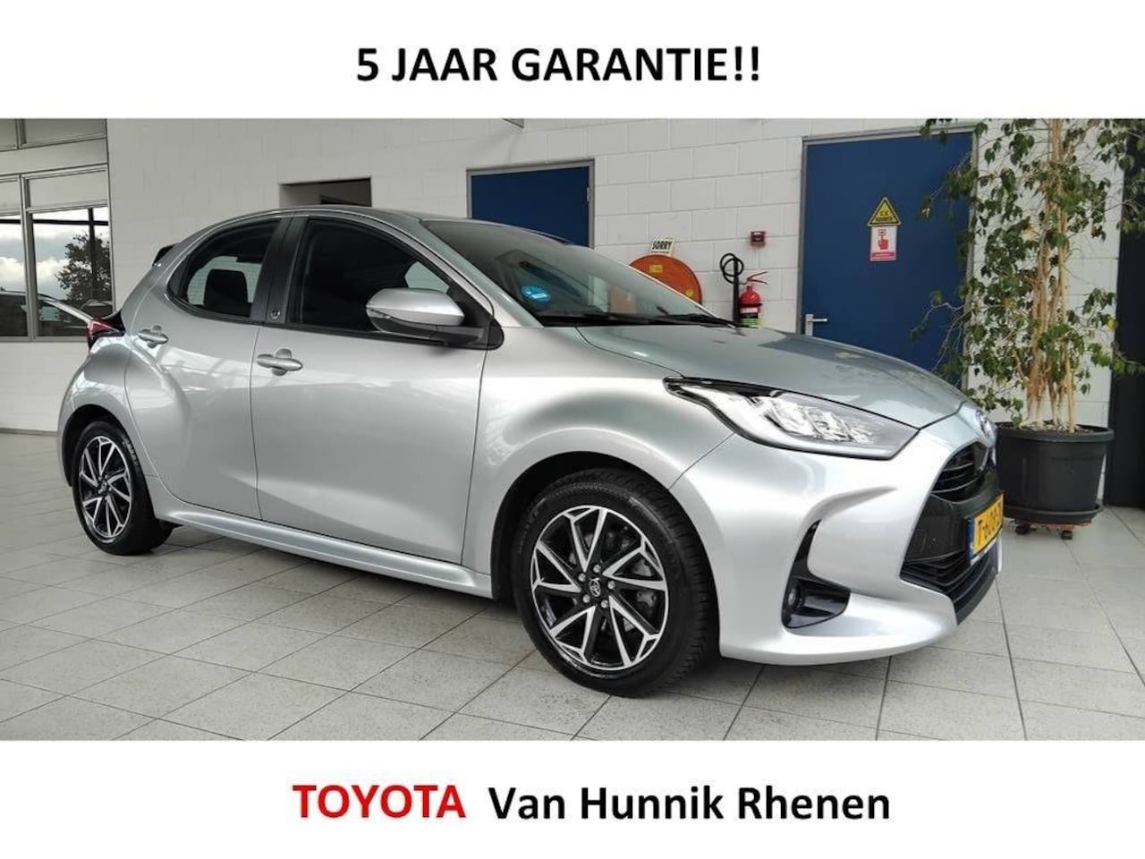 Toyota Yaris - 1.5 Hybrid | Camera | Apple/Android | LED | Lm velgen | - AutoWereld.nl