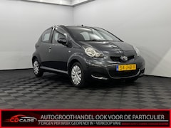 Toyota Aygo - 1.0-12V Comfort Airco, Mistlamp, Radio Bij de verkoop van gebruikte voertuigen door CD-Car