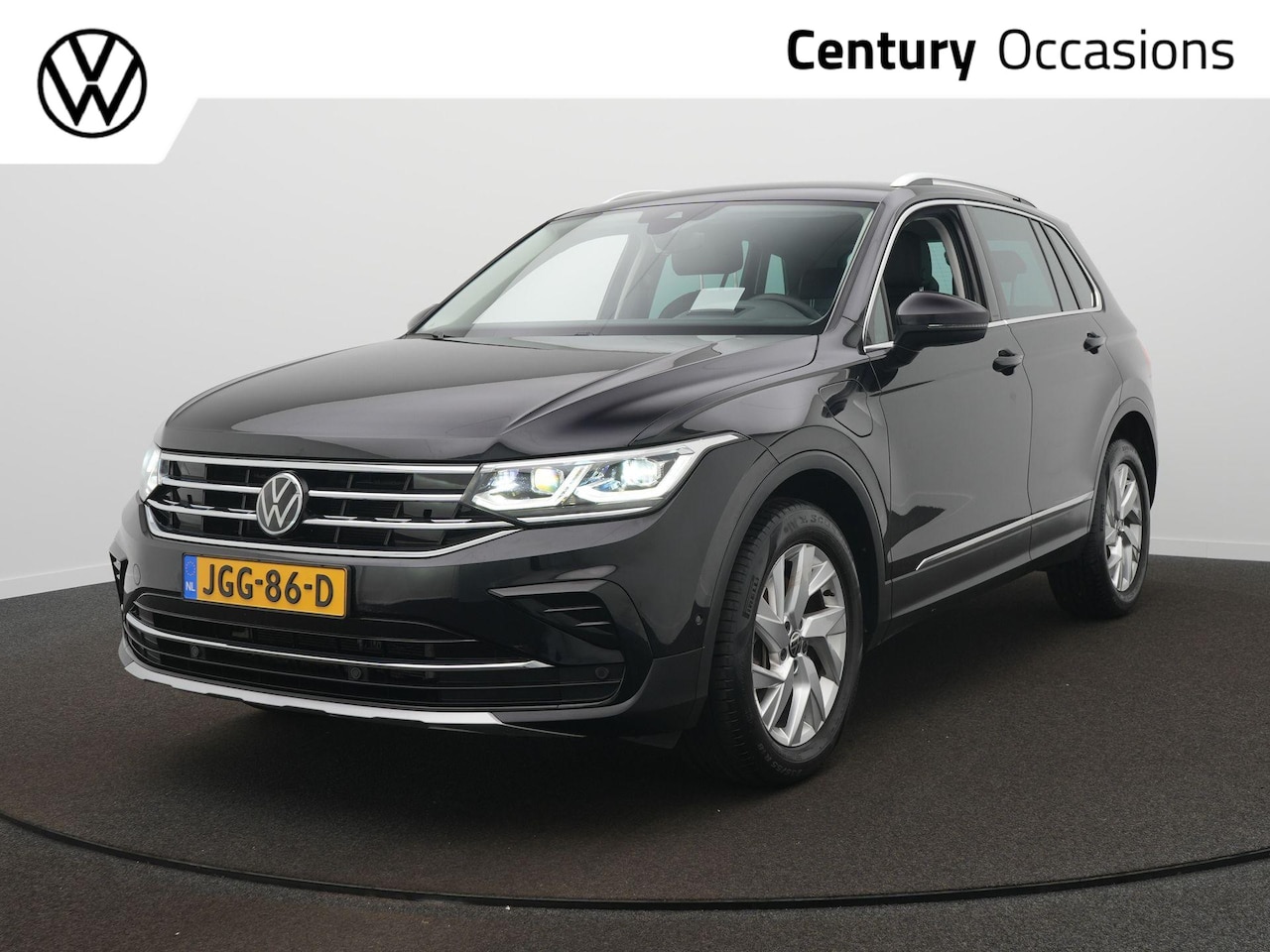 Volkswagen Tiguan - 1.4 TSI eHybrid Elegance Business+ / HUD / Elek. Trekhaak / Camera - AutoWereld.nl