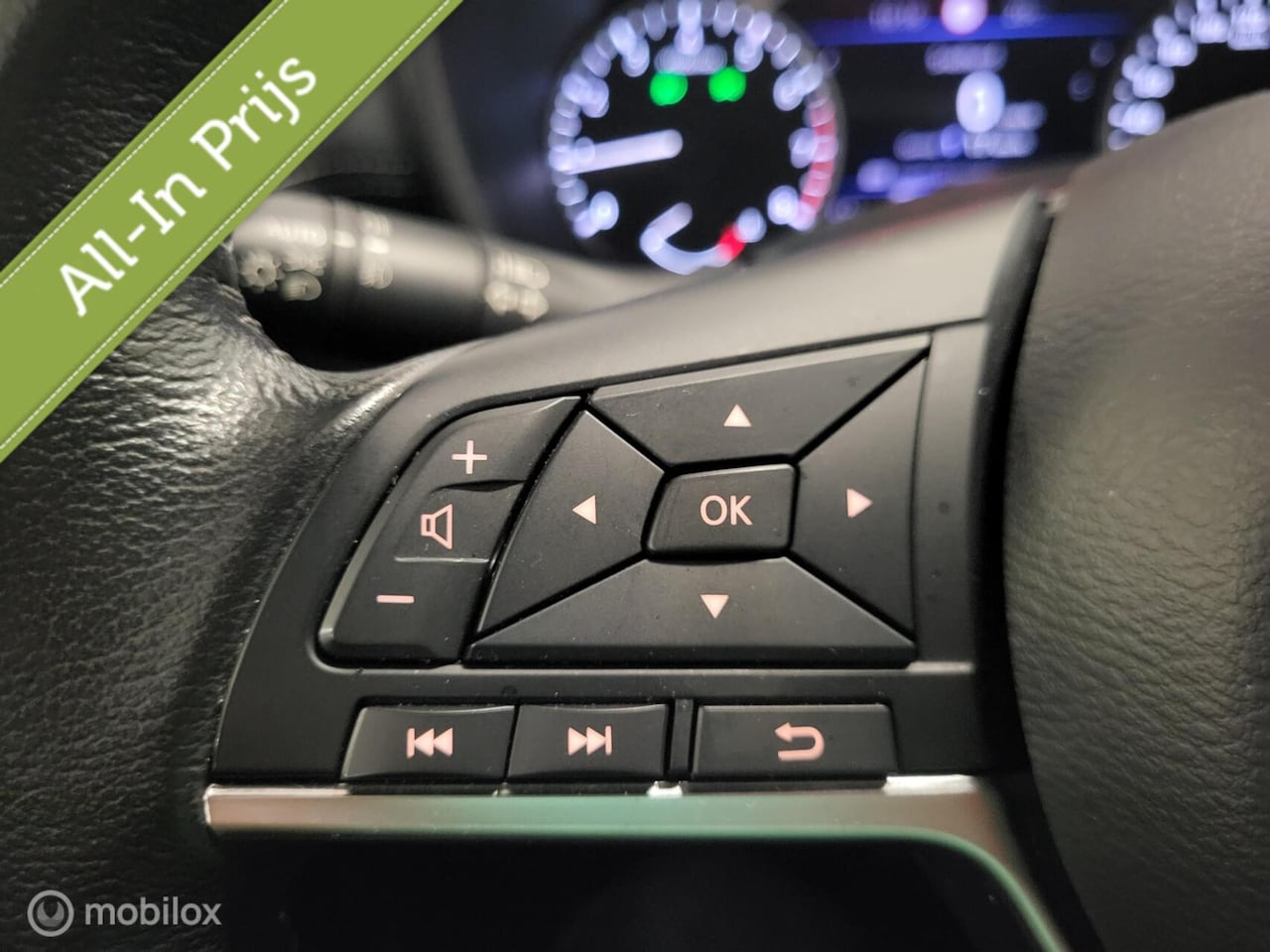 Nissan Juke - 1.0 DIG-T N-Connecta Tech-Pack *NAVI, 360, TRKHK, RIJKLAARPRIJS!*