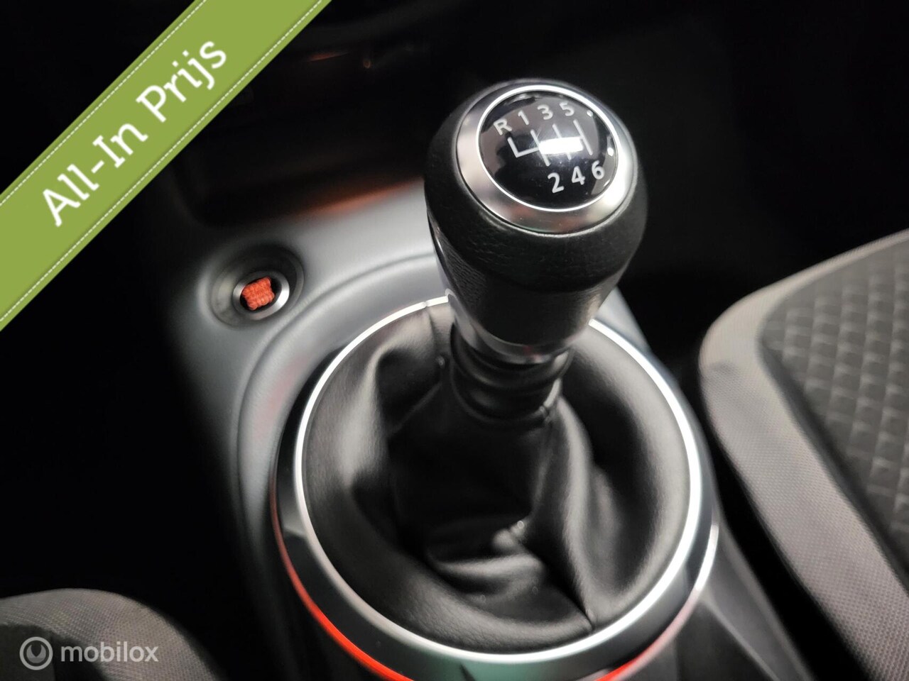 Nissan Juke - 1.0 DIG-T N-Connecta Tech-Pack *NAVI, 360, TRKHK, RIJKLAARPRIJS!*