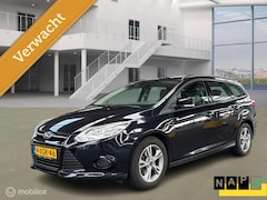 Ford Focus Wagon - 1.0 EcoBoost Edition | 101 PK | NL Auto | Navi | Trekhaak | Airco | Verwarmbare voorruit |