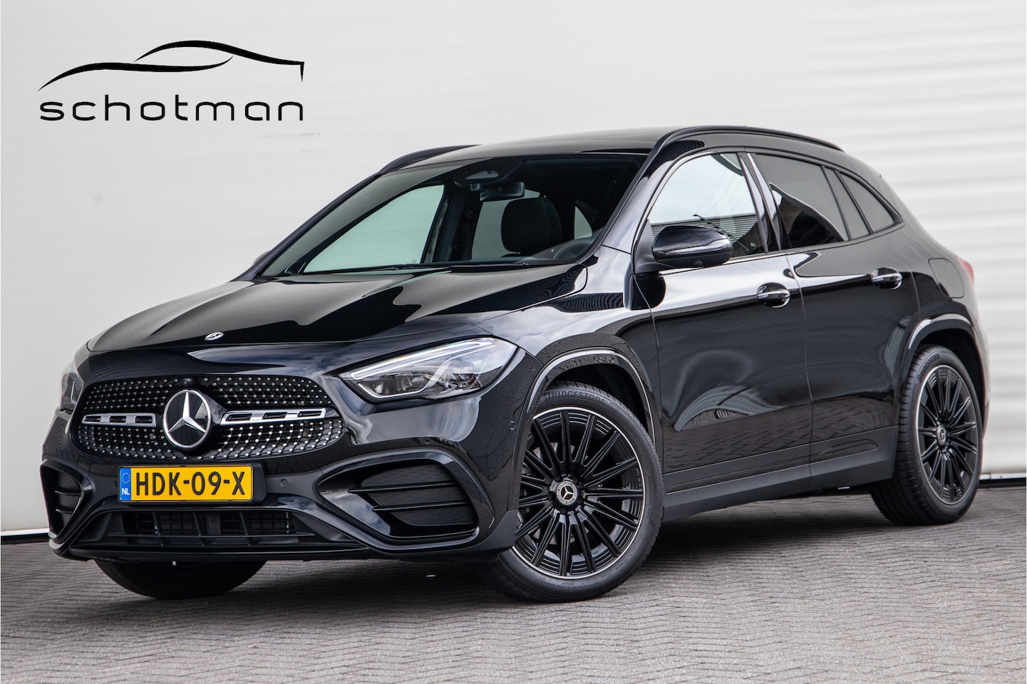 Mercedes-Benz GLA-Klasse - 200 AMG Premium Plus, Pano, Memory, Head-up, Burmester, Leder, Facelift - AutoWereld.nl