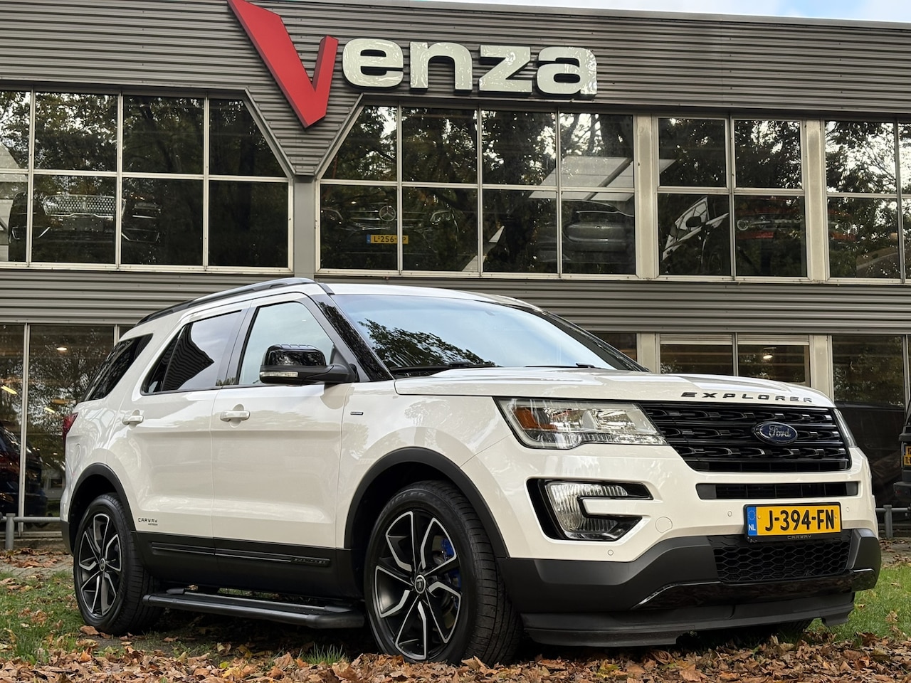 Ford Explorer - 2.3L EcoBoost XLT - AutoWereld.nl