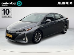 Toyota Prius - 1.8 Plug-in Business Plus | Navigatie | Achteruitrijcamera | Zonnepaneel