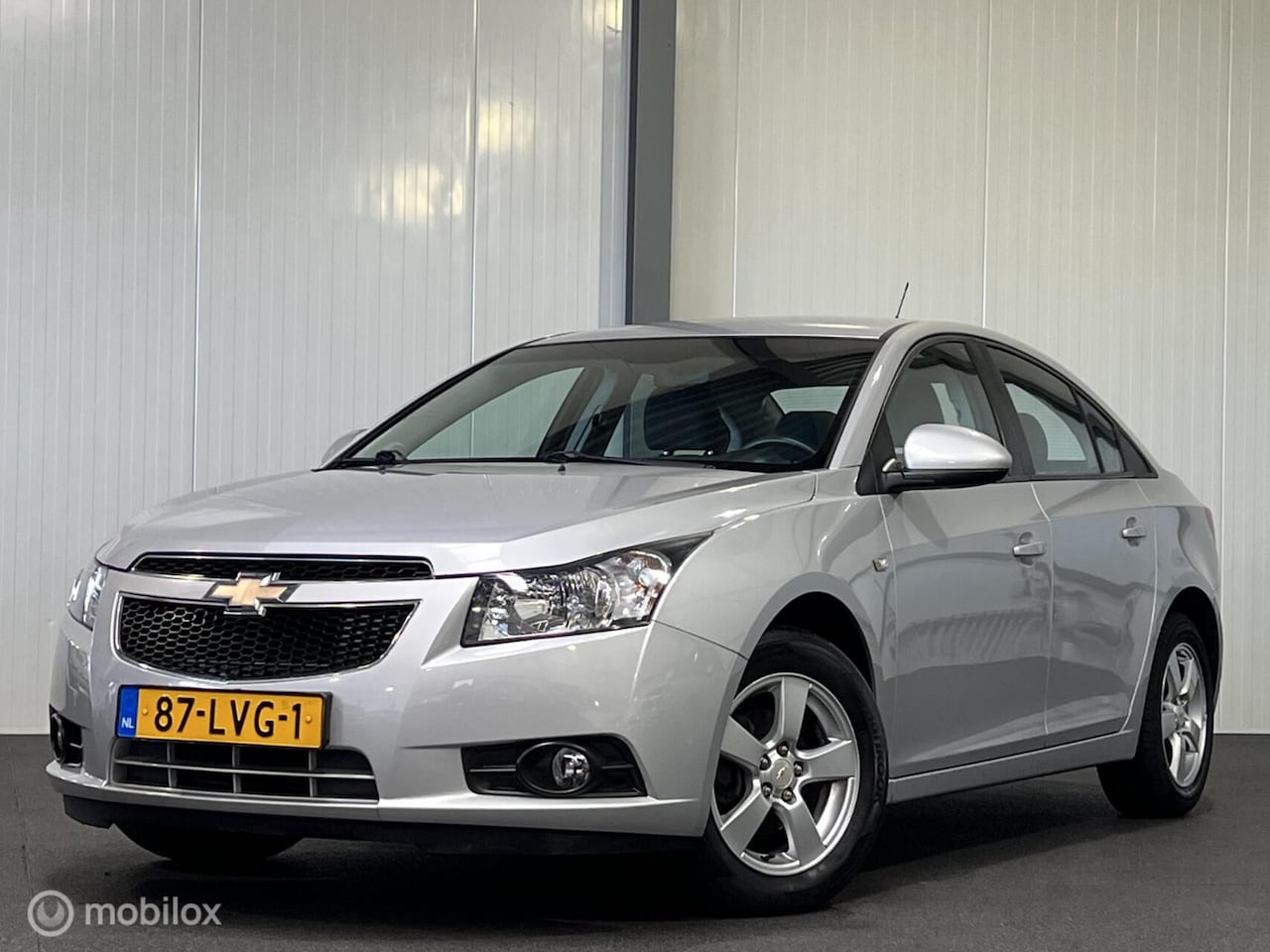 Chevrolet Cruze - 1.6 LS [ NAP trekhaak LM velgen PDC ] - AutoWereld.nl
