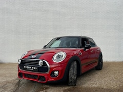 MINI Cooper - 1.5 Chili Automaat Serious Business