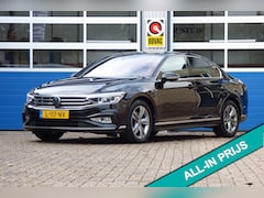 Volkswagen Passat - 1.5 TSI R-Line Business +