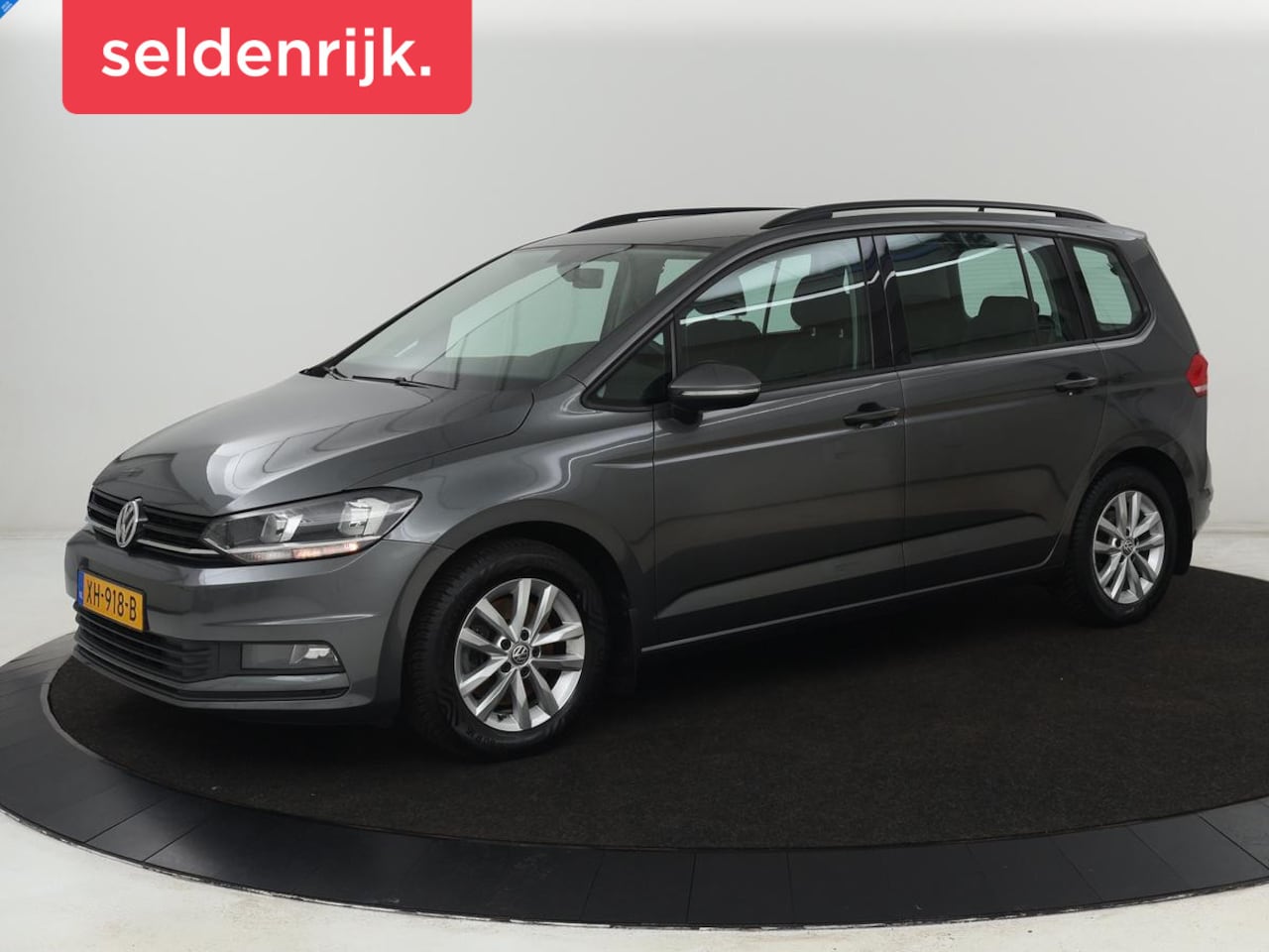 Volkswagen Touran - 1.2 TSI Highline | 7-persoons | Cruise Control | Trekhaak | Carplay | Climate Control | PD - AutoWereld.nl