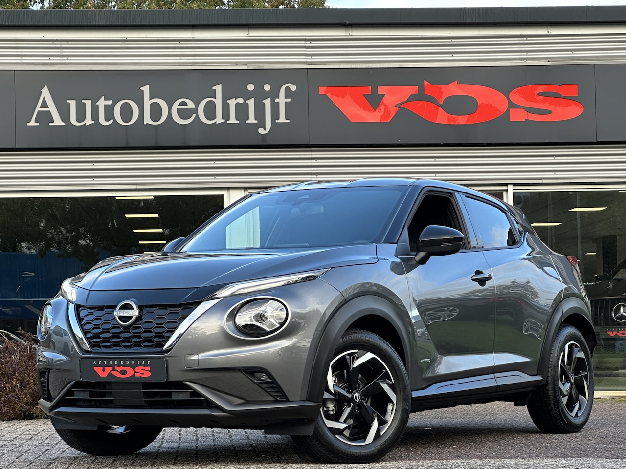 Nissan Juke - 1.6 Hybrid N-Connecta | Camera | Cruise | CarPlay | Navi - AutoWereld.nl