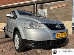 Volkswagen Fox - 1.4 -4 cilinder-Trendline//NWE APK/NAP/ETC