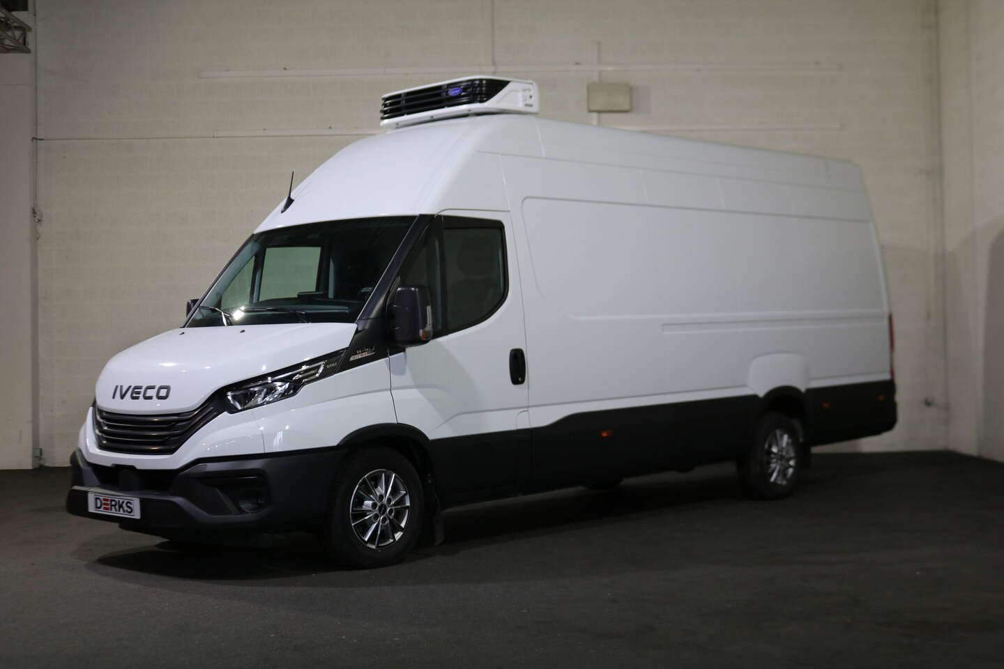 Iveco Daily - 35S18 L4 H3 Hi-Matic Automaat Koelwagen Vrieswagen - AutoWereld.nl