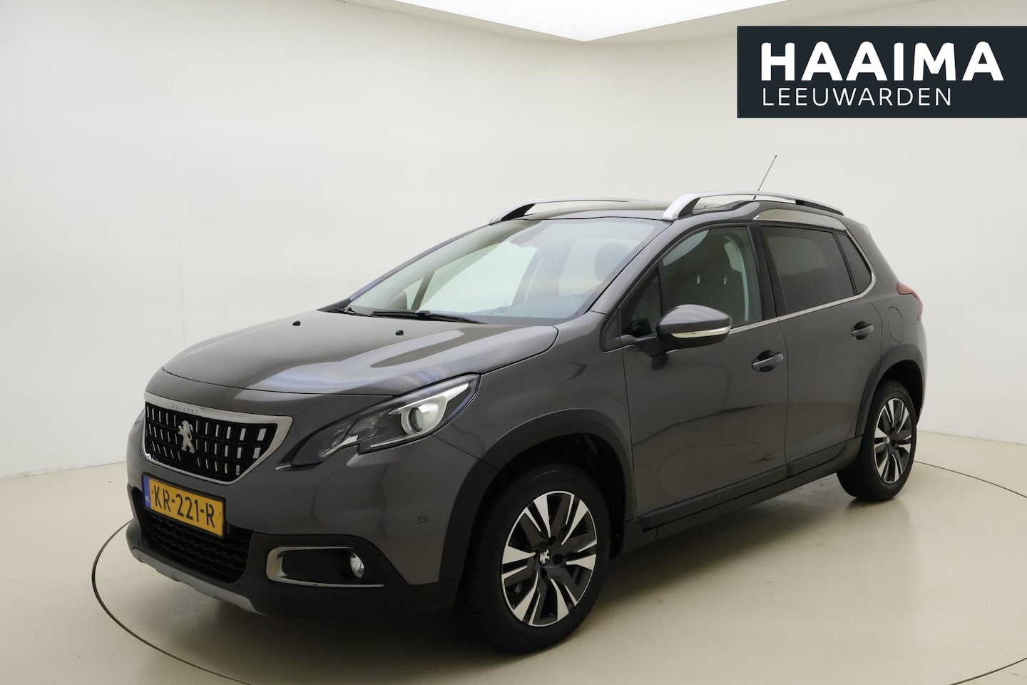 Peugeot 2008 - 1.2 PureTech Allure 110 PK | Automaat | Panorama dak | Camera | Navigatie | Cruise Control - AutoWereld.nl
