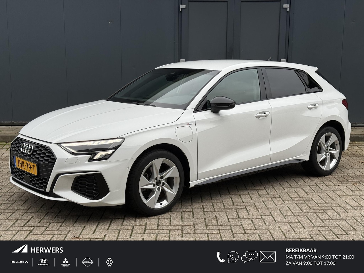 Audi A3 Sportback - 40 TFSI e Advance Edition Automaat / Trekgewicht 1.400 kg / PHEV / S-Line ext. / Navigatie - AutoWereld.nl
