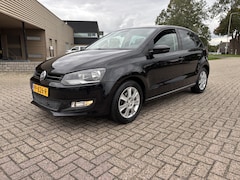 Volkswagen Polo - 1.2-12V Comfortline 5 Deurs [ ecc, audio, lmv, pdc, trekhaak ]