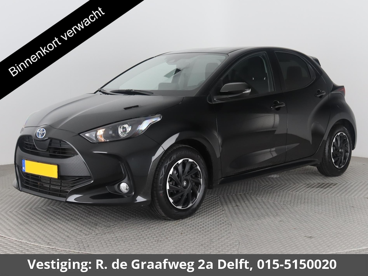 Toyota Yaris - 1.5 Hybrid Business Black Edition | Apple Carplay & AndroidAUTO | Privacy Glass | - AutoWereld.nl
