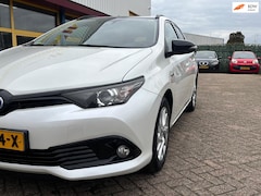 Toyota Auris Touring Sports - 1.8 Hybrid Black Edition