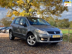 Suzuki SX4 - 1.6 Exclusive | Clima + Cruise nu €2.650,