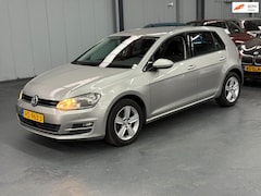 Volkswagen Golf - 1.2 TSI Business Edition R Connected APK NAP PDC Navi