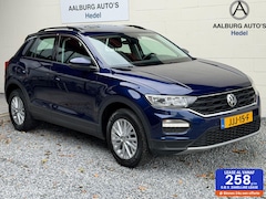 Volkswagen T-Roc - 1.0 TSI 115PK CarPlay Camera Trekhaak Adaptive