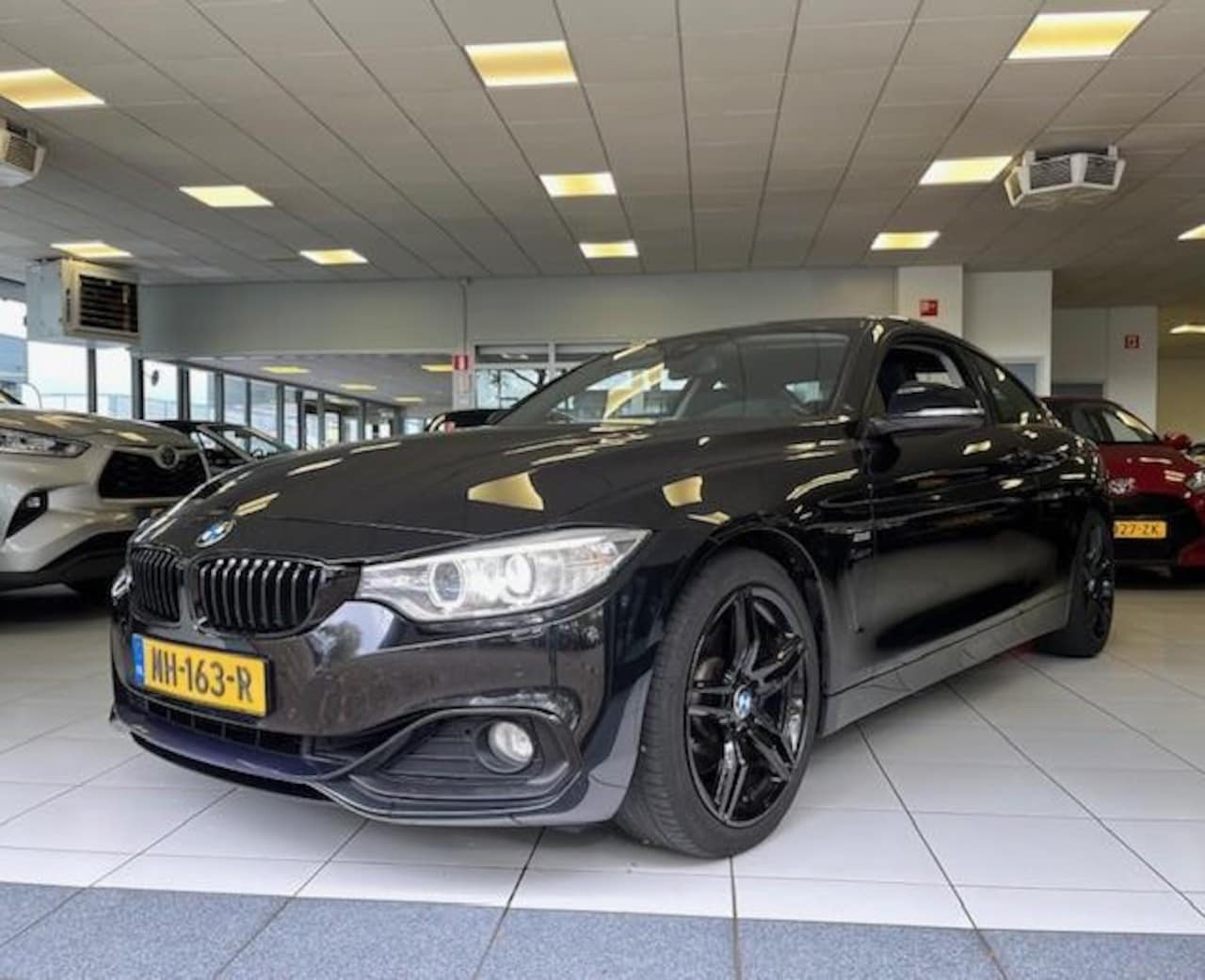 BMW 4-serie Coupé - 435i M Sport/306 PK/Navi/Leder/Automaat - AutoWereld.nl