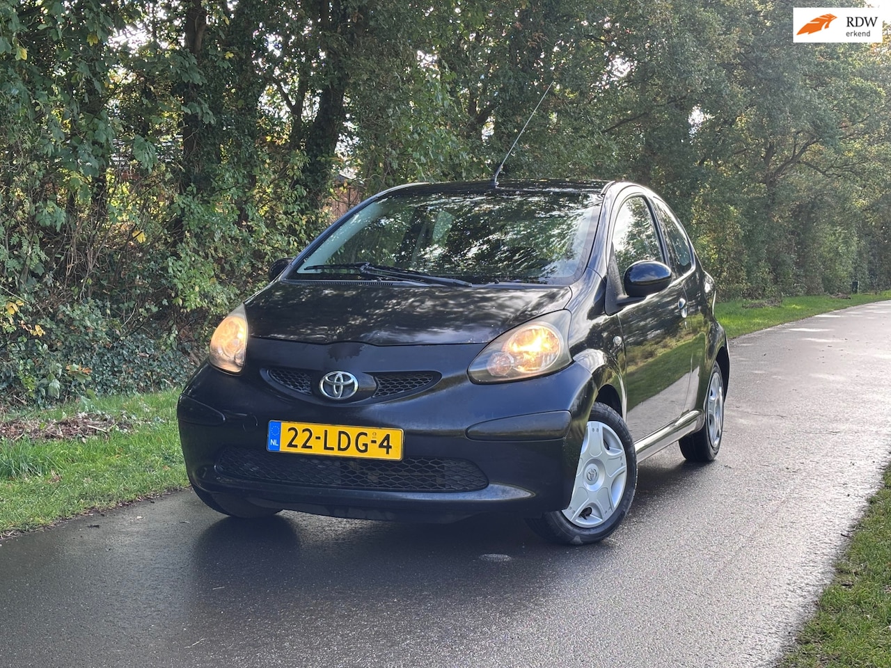 Toyota Aygo - 1.0-12V | "144.000" KM Nu € 1.450!!! - AutoWereld.nl