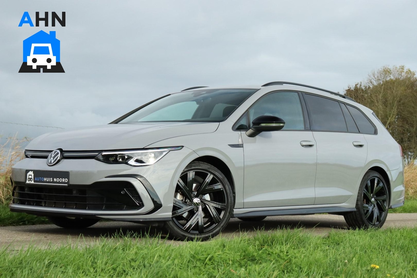 Volkswagen Golf Variant - 1.5 eTSI R-Line Business 1.5 eTSI R-Line Business+ - AutoWereld.nl