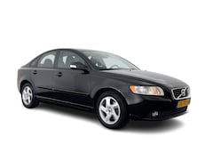 Volvo S40 - 2.0 D3 Pro Edition Aut. *NAVI-FULLMAP | ECC | PDC | CRUISE | COMFORTSEATS | TOWBAR | 16''A