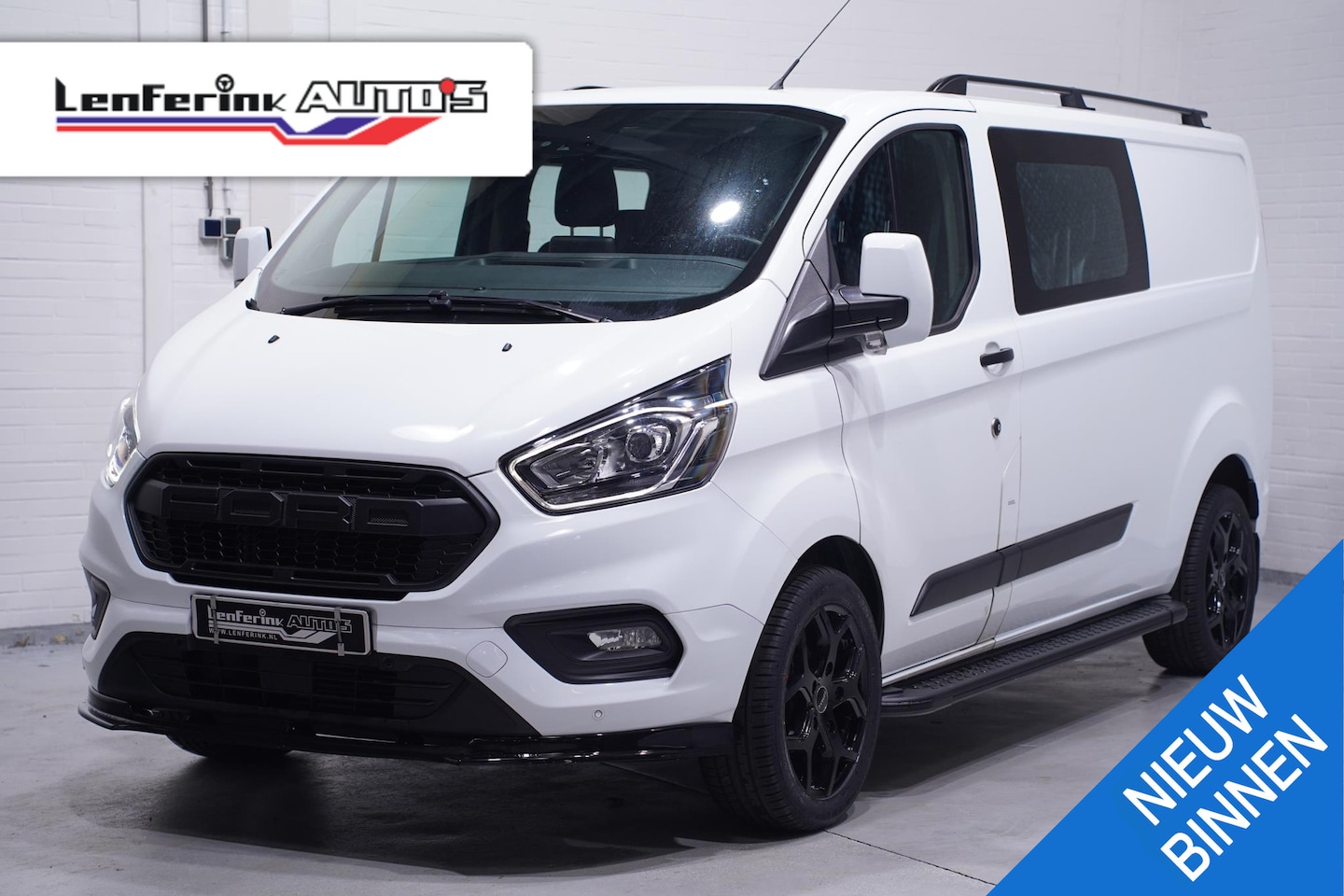 Ford Transit Custom - 2.0 TDCi 130 pk Dubbel Cabine Edition Navi Camera, RAPTOR Grille, 18" LMV, Treeplanken, Sp - AutoWereld.nl