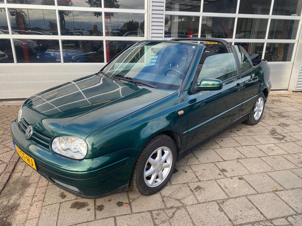 Volkswagen Golf Cabriolet - 1.6 1.6 - AutoWereld.nl