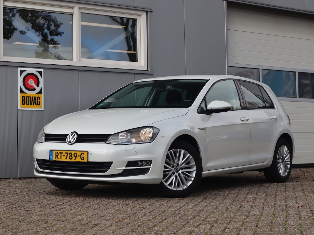 Volkswagen Golf - 1.2 TSI Trendline 1.2 TSI Trendline - AutoWereld.nl