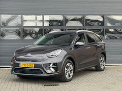 Kia e-Niro - EXECUTIVELINE 64 KWH I FASE 3 I ACCU = 100% I P-CAMERA I ADAPT. CRUISE CONTROL