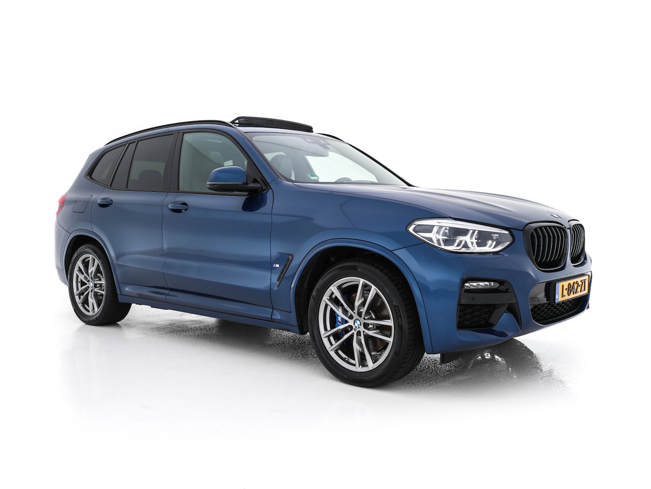 BMW X3 - xDrive30e M-Sportpack Business Edition Plus (INCL-BTW) *PANO | LUXURY-LEATHER | FULL-LED | - AutoWereld.nl