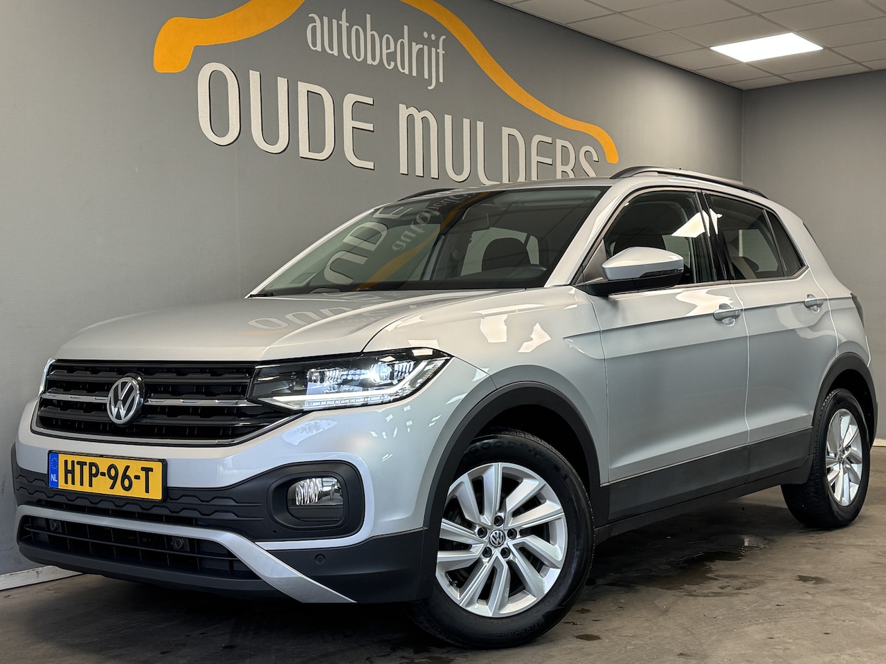 Volkswagen T-Cross - 1.0 Stoelverwarming/Camera/Trekhaak - AutoWereld.nl