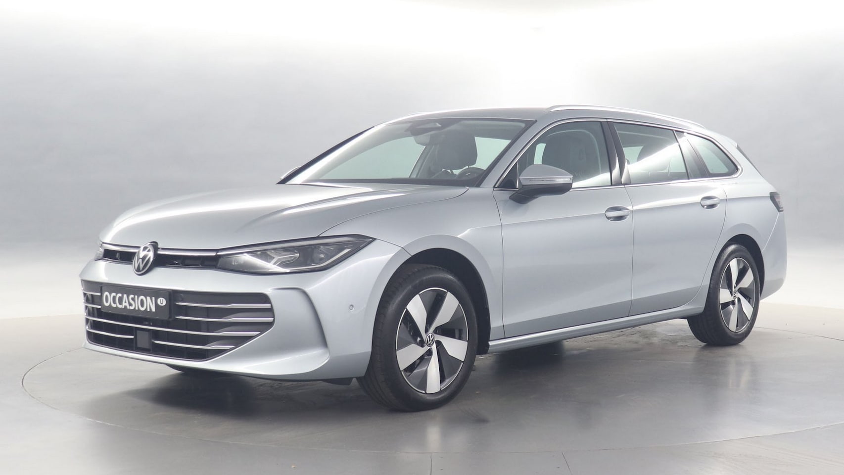 Volkswagen Passat Variant - 1.5 eTSI Business | Trekhaak - AutoWereld.nl