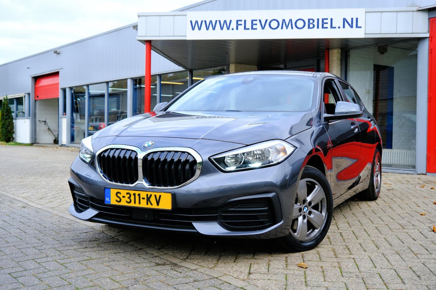 BMW 1-serie - 116d Navi|Clima|LMV|PDC - AutoWereld.nl
