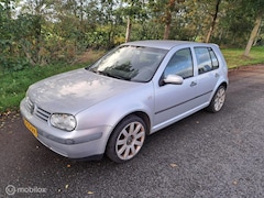 Volkswagen Golf - 1.6-16V Trendline # NW-APK
